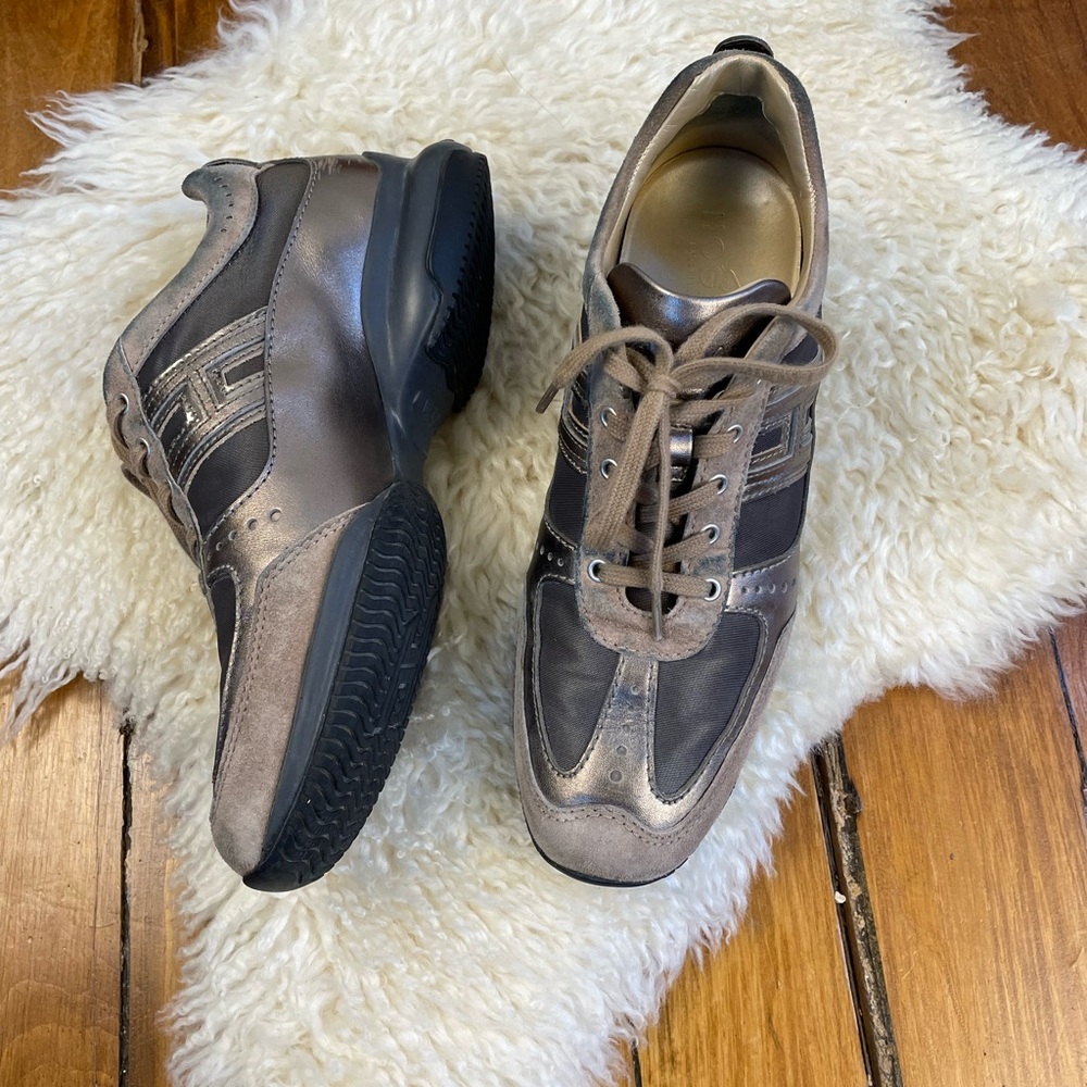 Hogan Interactive Tennis Shoes Bronze Sneakers Size 37. They run half size large